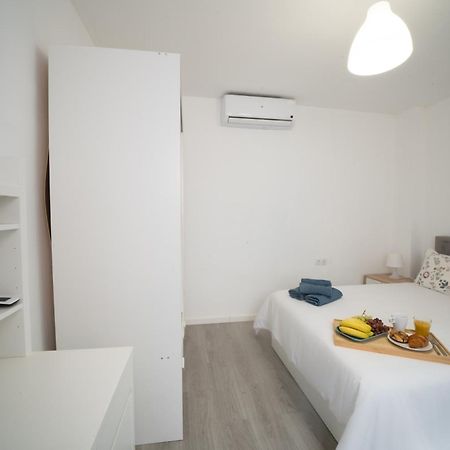 1 Room Playa Pedregalejo Málaga Esterno foto